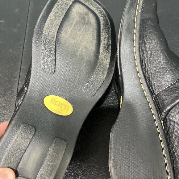 BORN Black Leather Wedge Mule Clogs Women's Slip On Comfort Shoes Sz 8 Nursing - Picture 8 of 10
